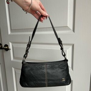 The SAK Leather Shoulderbag